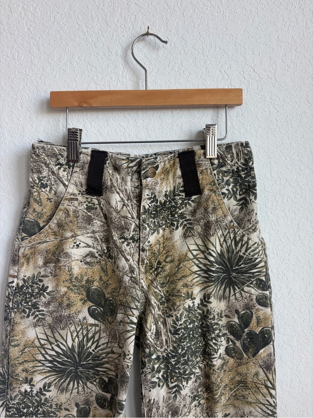 Kids GameGuard Camo Hunting Cargo Pants in Olive & Tan